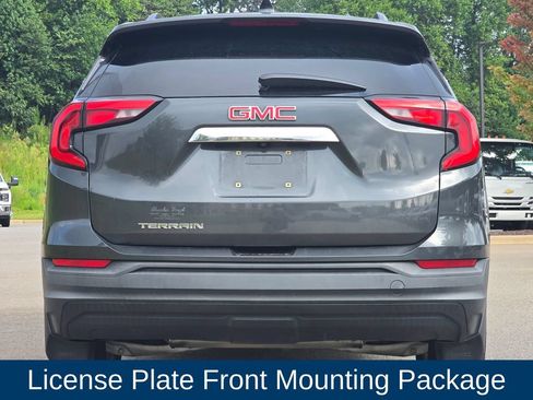 Used 2018 GMC Terrain SLE w/ Driver Convenience Package FWD image 3