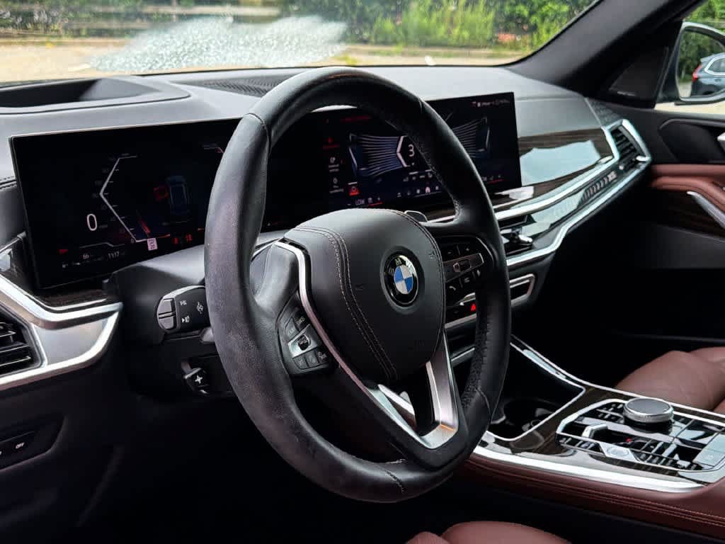 Used 2024 BMW X5 xDrive40i w/ Premium Package AWD/4WD image 23