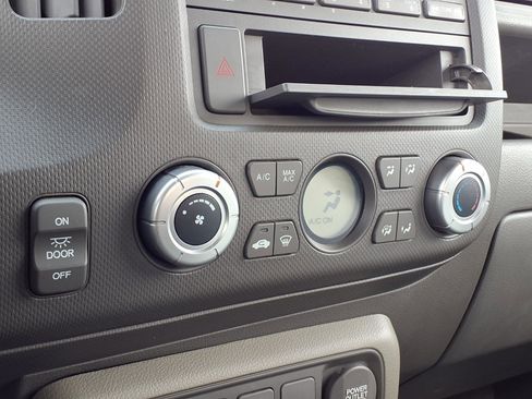 Used 2006 Honda Ridgeline RT image 10