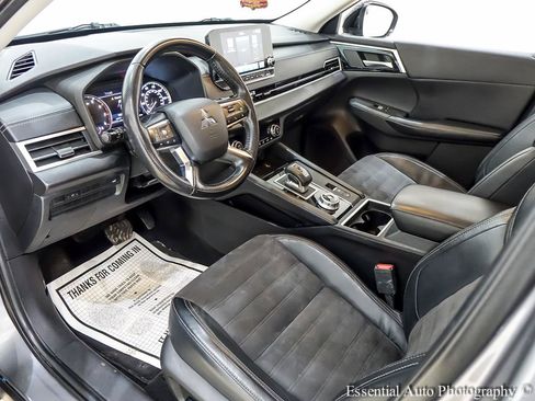 Used 2022 Mitsubishi Outlander SE AWD/4WD image 14