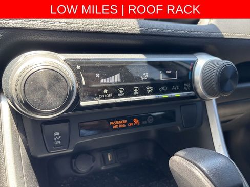 Used 2021 Toyota RAV4 LE FWD image 20