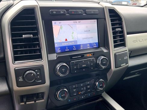 Used 2021 Ford F250 Lariat w/ Lariat Value Package image 8