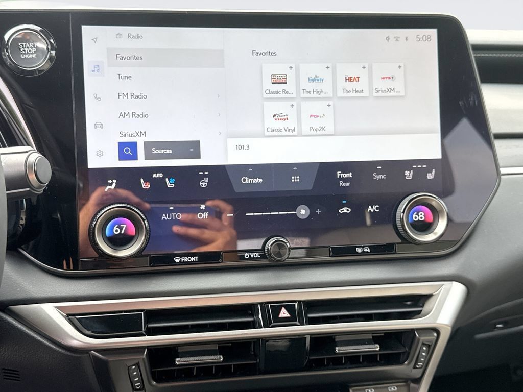Used 2023 Lexus RX 350 Premium w/ Accessory Package AWD/4WD image 17