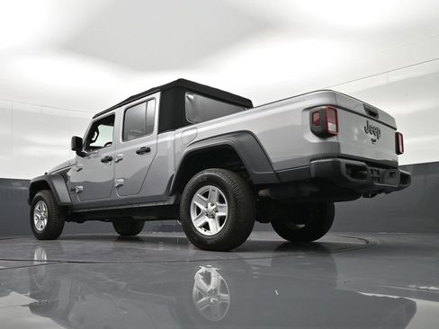 Used 2020 Jeep Gladiator Sport w/ Quick Order Package 24S AWD/4WD image 24