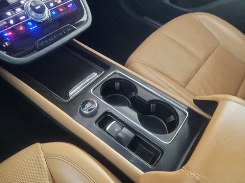 Used 2021 Lincoln Corsair Reserve w/ Equipment Group 201A AWD/4WD image 26