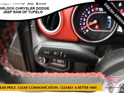 Used 2022 Jeep Gladiator Rubicon w/ Safety Group AWD/4WD image 15