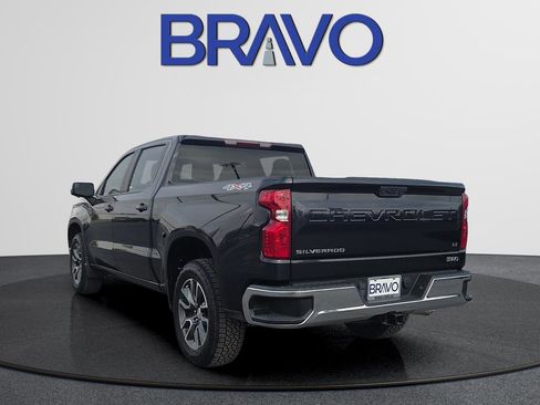 Used 2023 Chevrolet Silverado 1500 LT image 6