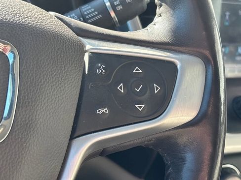 Used 2018 GMC Acadia SLT image 20