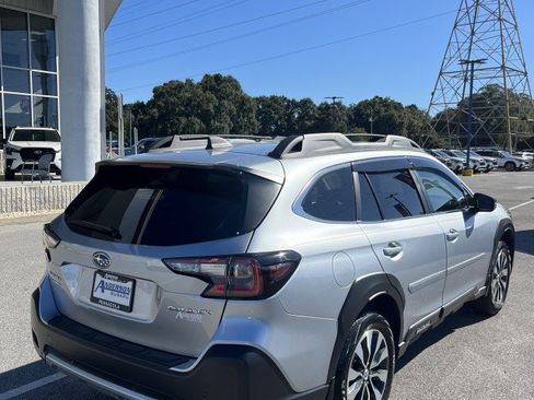 Certified 2025 Subaru Outback Limited w/ Popular Package #2 image 3