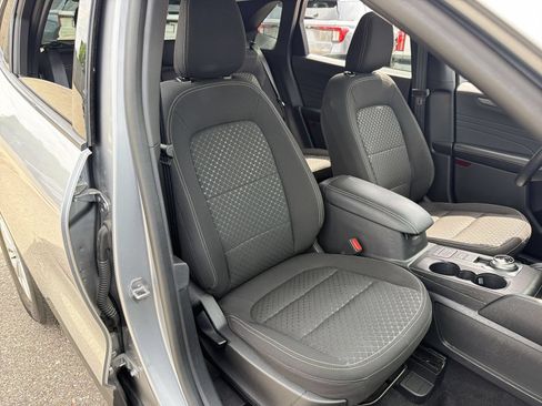 Used 2024 Ford Escape Active AWD/4WD image 22
