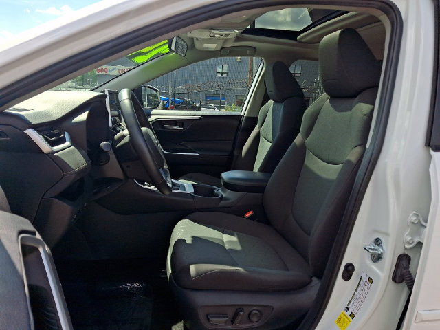 Used 2024 Toyota RAV4 XLE w/ Convenience Package AWD/4WD image 9