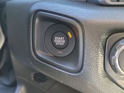 New 2026 Jeep Gladiator Sport AWD/4WD image 29