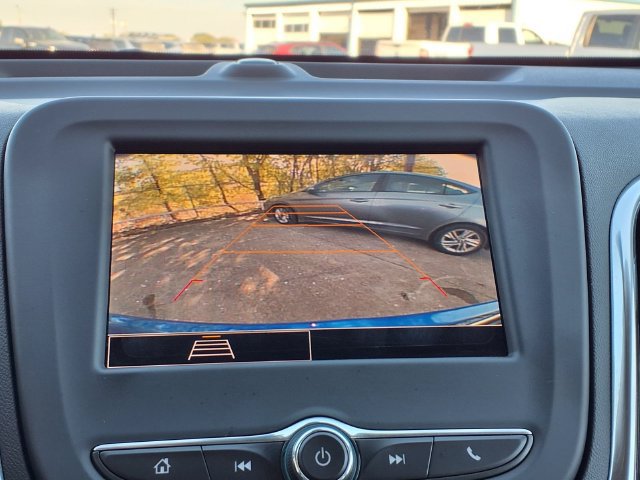 Used 2024 Chevrolet Equinox LS FWD image 13