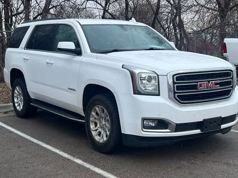 Used 2020 GMC Yukon SLE w/ HD Trailering Package image 2