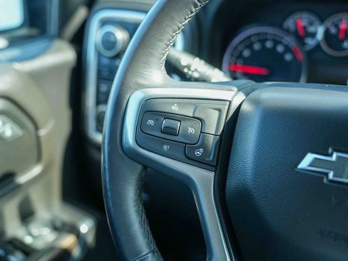 Used 2022 Chevrolet Silverado 1500 LT Trail Boss w/ Safety Package AWD/4WD image 27