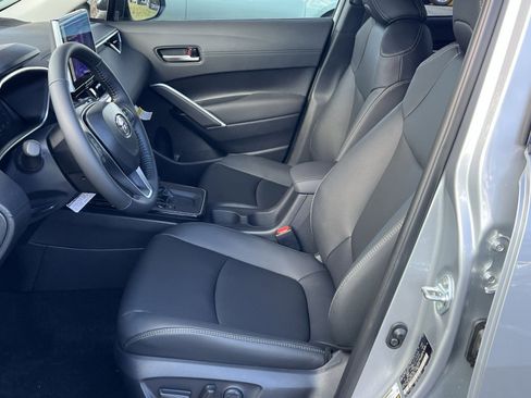 New 2026 Toyota Corolla Cross XLE image 7