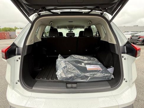 New 2026 Nissan Rogue SV image 16