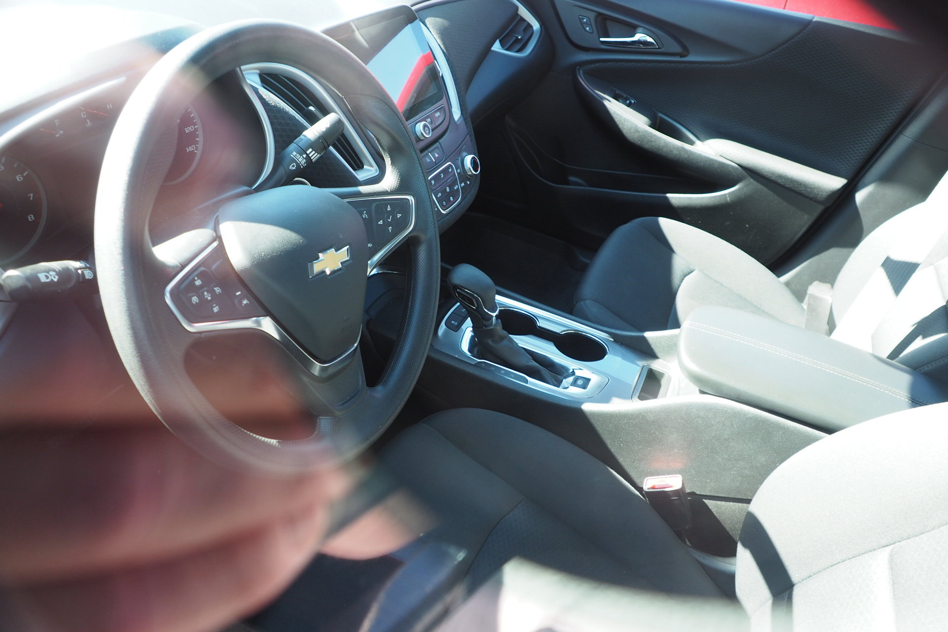 Used 2025 Chevrolet Malibu LT FWD image 5