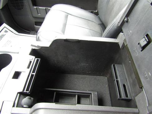 Used 2016 Ford F250 Lariat w/ Chrome Package image 25