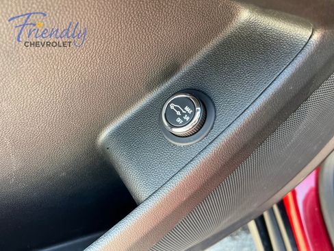 Certified 2023 Chevrolet Traverse LT w/ LPO, Floor Liner Package AWD/4WD image 33