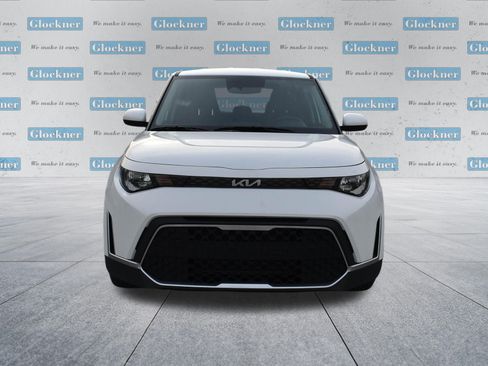 Used 2024 Kia Soul LX w/ Option Group 015 FWD image 2