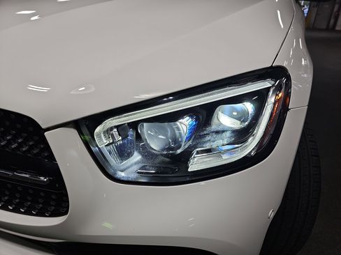 Used 2022 Mercedes-Benz GLC 300 4MATIC image 35