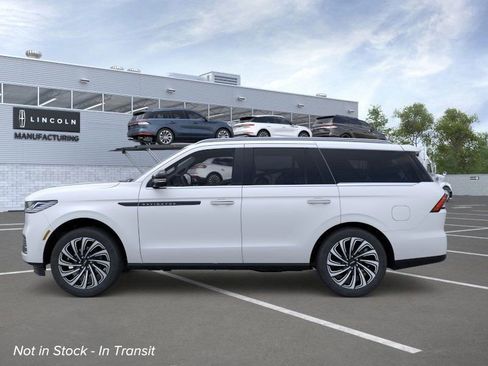New 2026 Lincoln Navigator Black Label image 3
