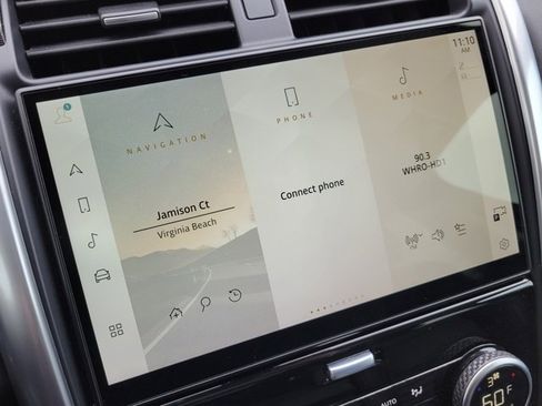 Used 2024 Land Rover Discovery S image 34