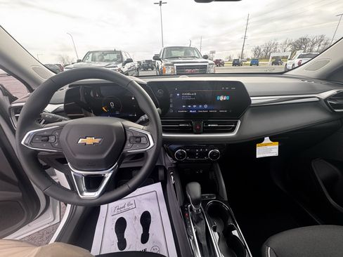 New 2026 Chevrolet TrailBlazer LT image 14