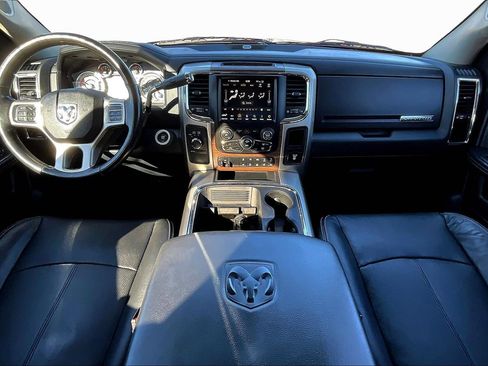 Used 2018 RAM 2500 Laramie w/ Convenience Group image 14