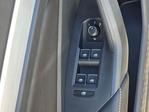 New 2025 Volkswagen Jetta Sport image 21