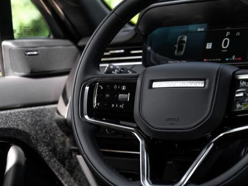 New 2026 Land Rover Range Rover Sport SE AWD/4WD image 22