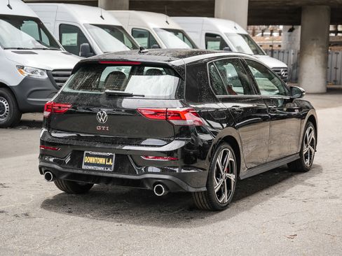 New 2026 Volkswagen GTI SE FWD image 4