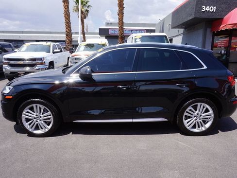 Used 2019 Audi Q5 2.0T Premium Plus w/ Premium Plus Package AWD/4WD image 3