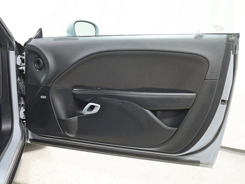 Used 2021 Dodge Challenger GT w/ Driver Convenience Group image 32