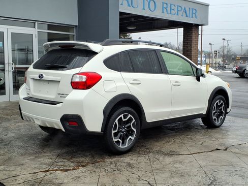 Used 2016 Subaru Crosstrek 2.0i Premium AWD/4WD image 3