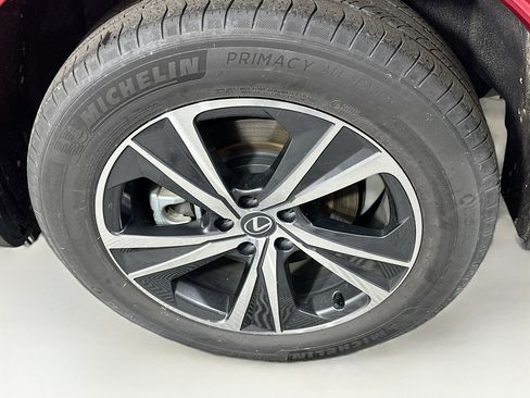 Used 2023 Lexus RX 350 Premium image 11