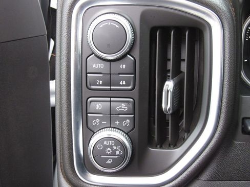 Used 2019 GMC Sierra 1500 AT4 w/ AT4 Premium Package AWD/4WD image 37