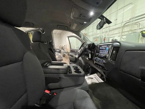 Used 2015 Chevrolet Silverado 2500 LT w/ LT Convenience Package image 17