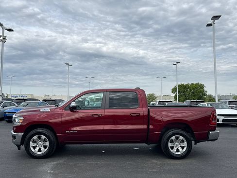 Used 2024 RAM 1500 Laramie AWD/4WD image 6
