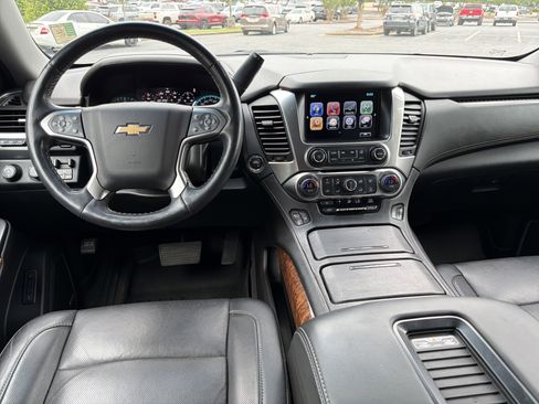 Used 2019 Chevrolet Tahoe Premier AWD/4WD image 24