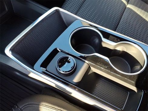 New 2026 Chevrolet Equinox LT w/ LPO, Floor Liner Package image 15