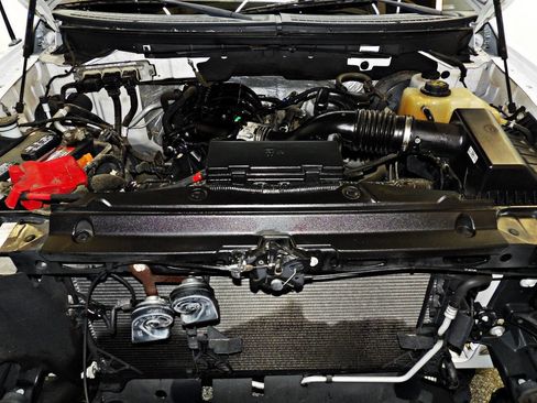 Used 2013 Ford F150 XL w/ XL Plus Pkg image 17