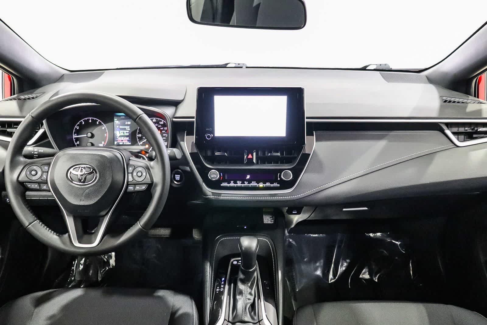 Used 2024 Toyota Corolla SE w/ SE Package FWD image 12
