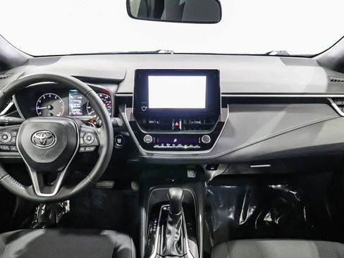 Used 2024 Toyota Corolla SE w/ SE Package FWD image 12