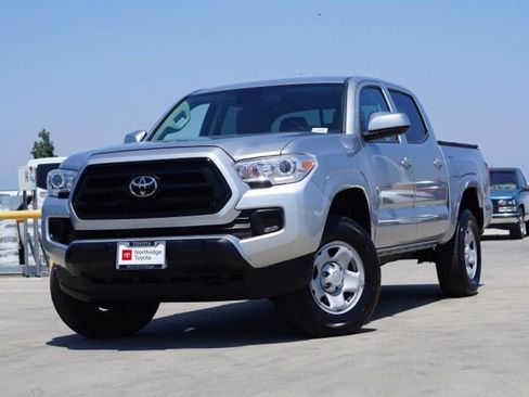 Used 2023 Toyota Tacoma SR AWD/4WD image 4