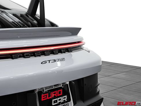 Used 2025 Porsche 911 GT3 RS RWD image 22