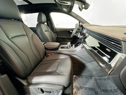 Used 2025 Audi Q7 3.0T Premium Plus w/ Premium Plus Package image 26