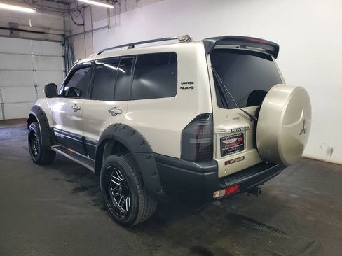 Used 2004 Mitsubishi Montero Limited AWD/4WD image 5