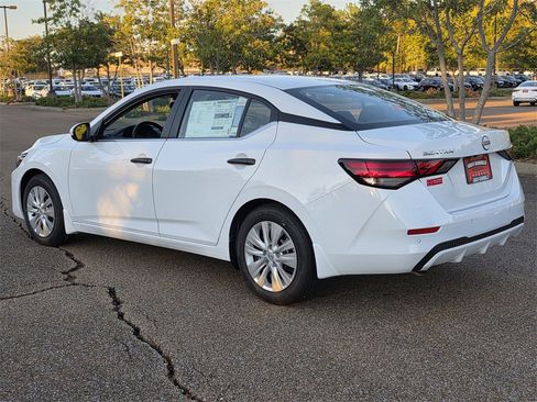 New 2025 Nissan Sentra S image 6